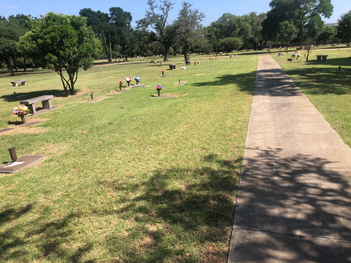 Austin TX Buy Sell Plots Lots Graves Burial Spaces Crypts Niches