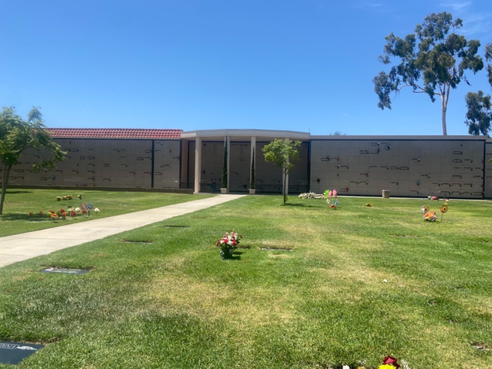 City of Commerce CA Buy Sell Plots Lots Graves Burial Spaces Crypts