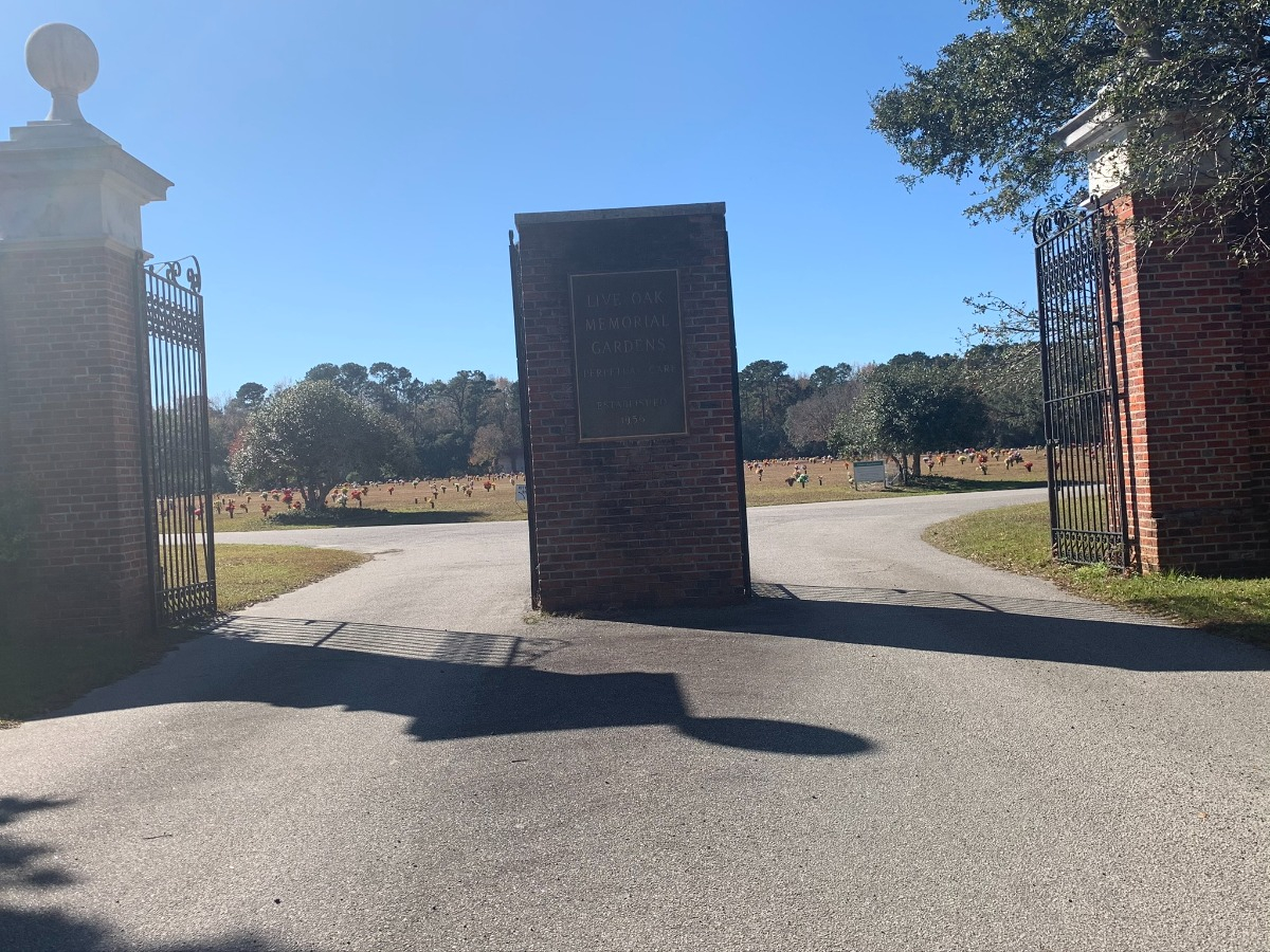 Charleston SC Buy Sell Plots Lots Graves Burial Spaces Crypts Niches