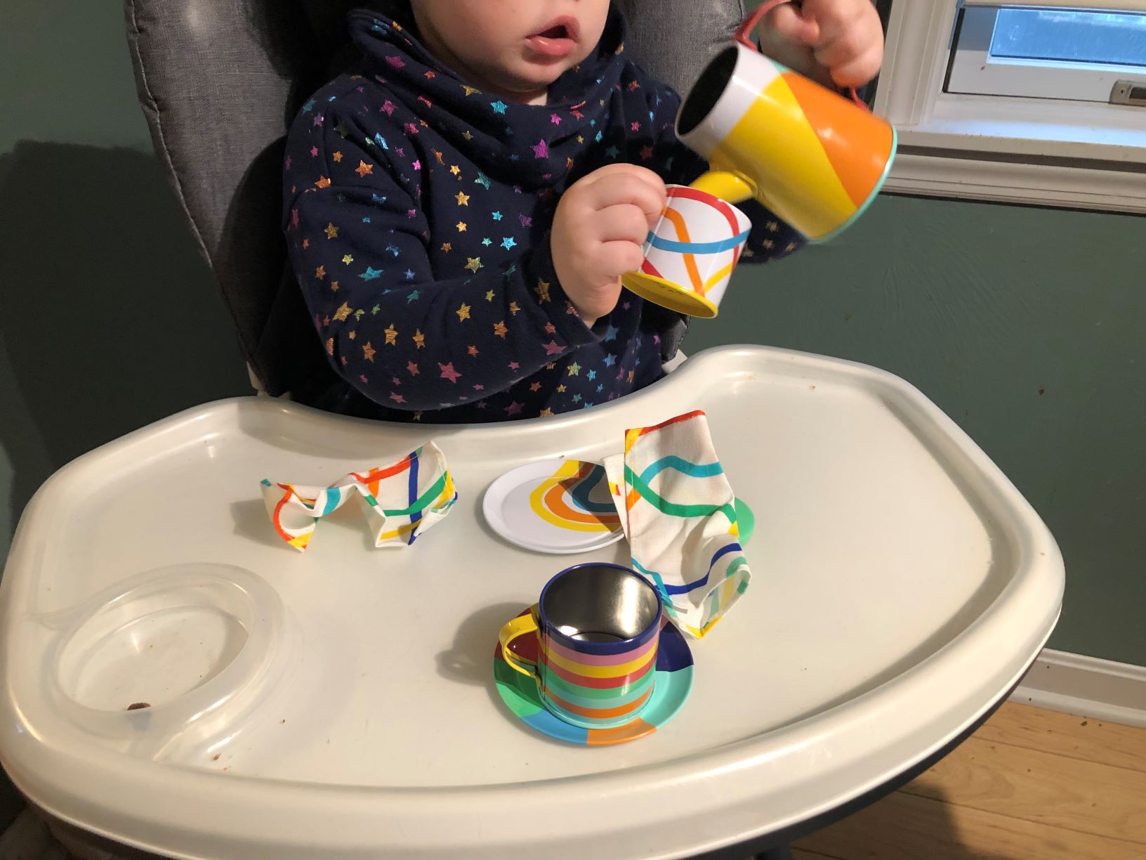 pouring station LOVEVERY play kit sensory play
