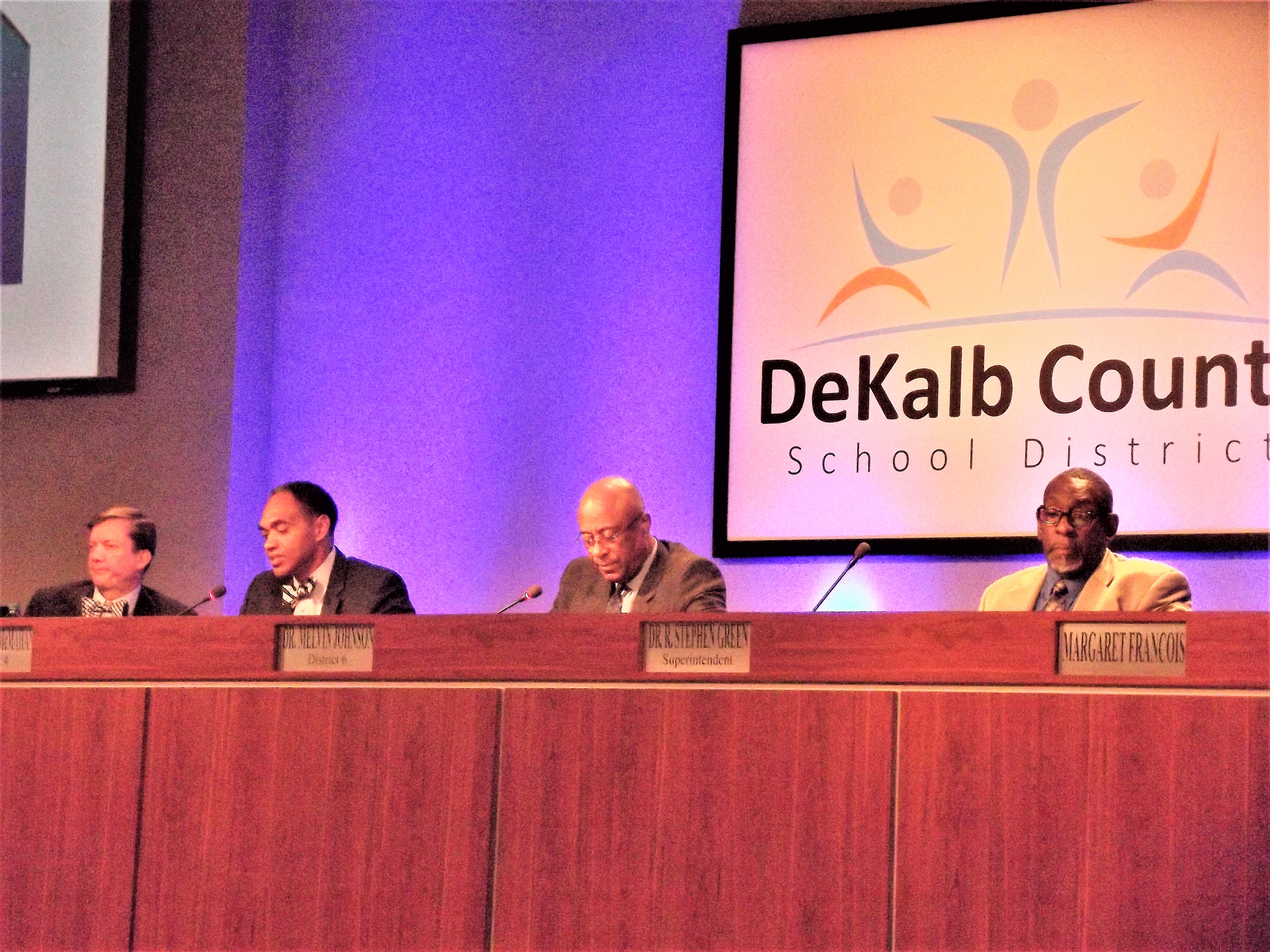 DeKalb schools to continue 20minute extension The Champion Newspaper