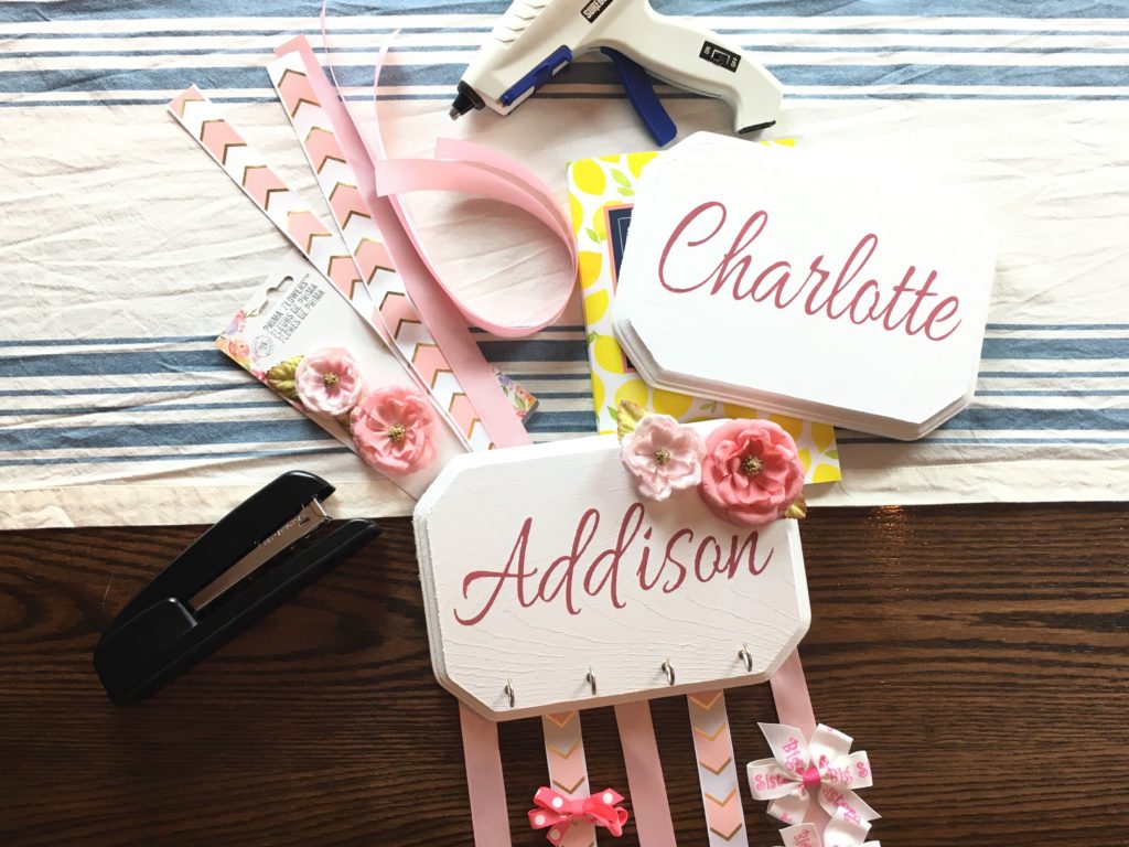 DIY BARRETTE HOLDER The Cheeky Homemaker