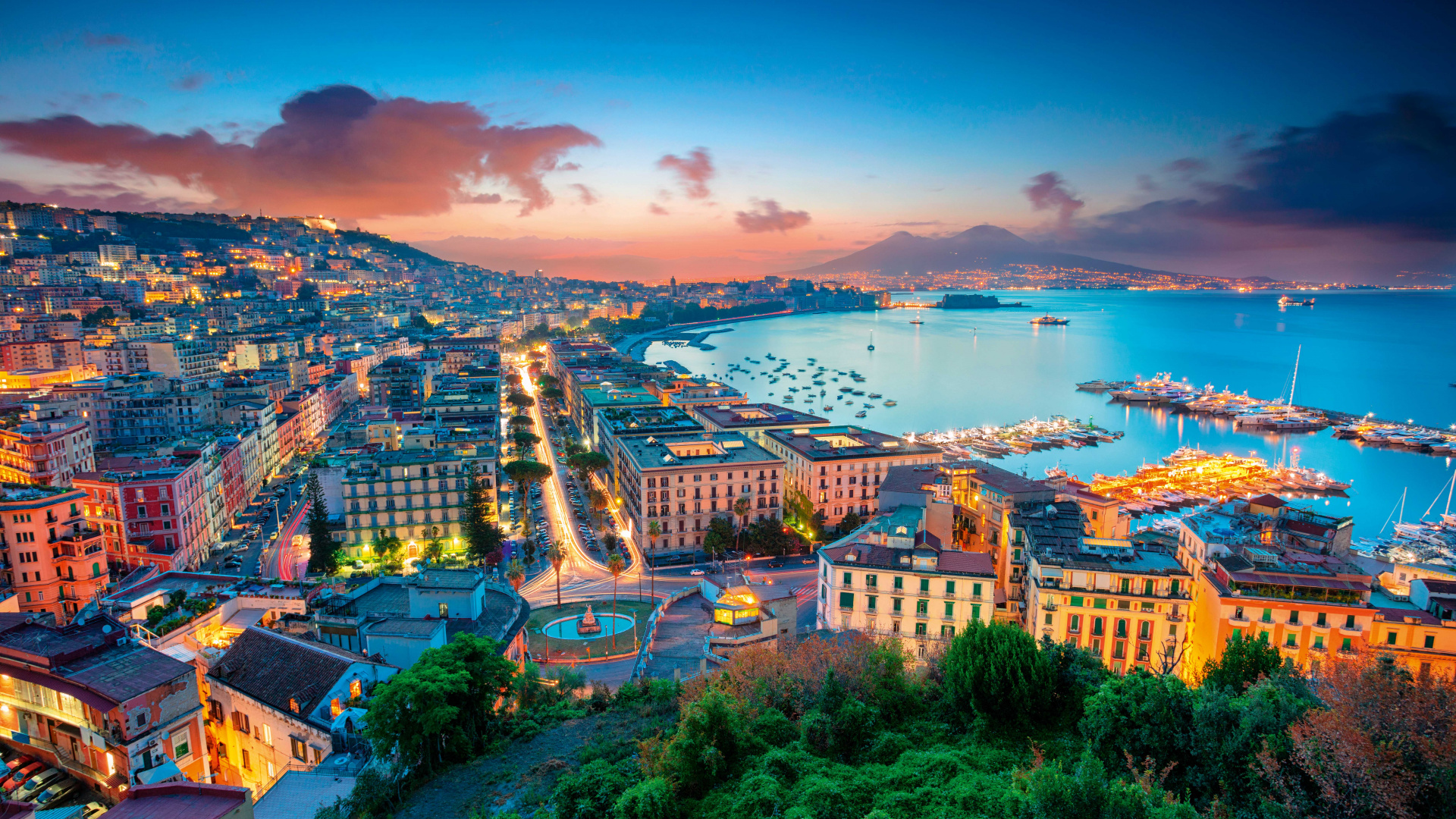 Naples History, Culture, and Much More The Chic Icon