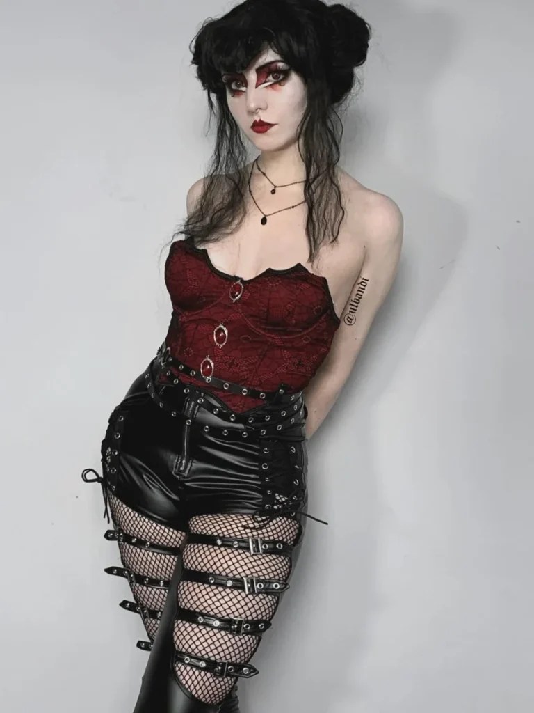 17 Spooky Vampire Halloween Costume Ideas To Haunt Your Friends