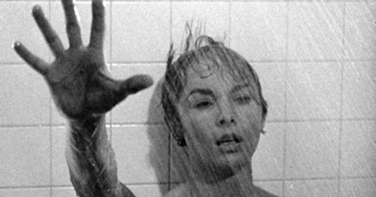 Sudden movie deaths that you just never saw coming (23 Photos)