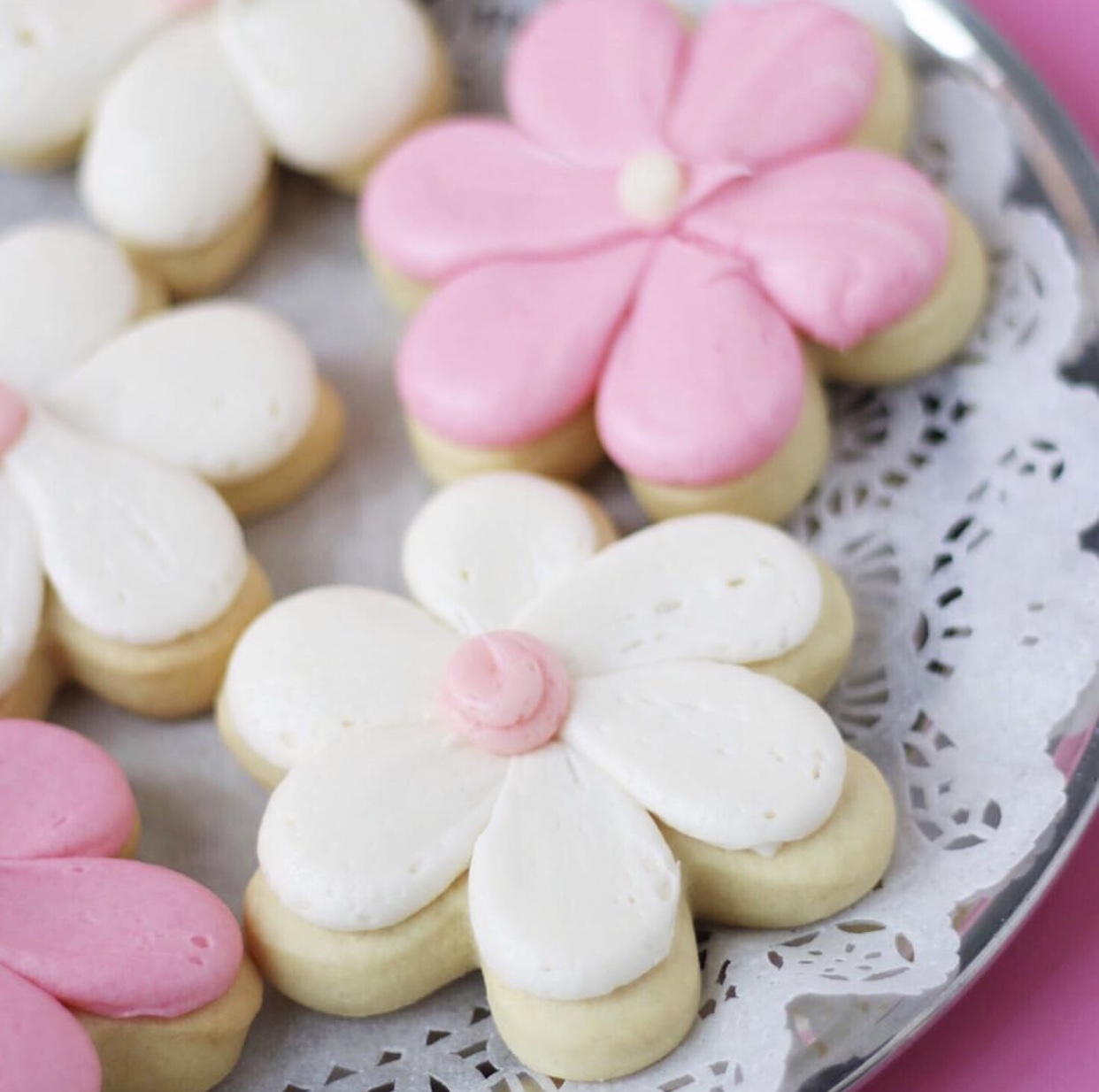 Flower Sugar Cookie The Chocolate a dessert cafe