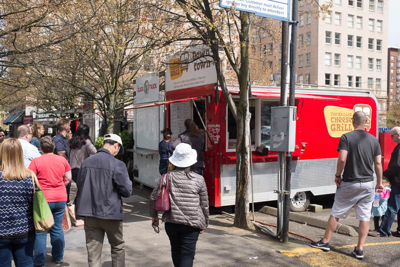 Alder Street Food Cart Pod, Portland's Biggest Collection of Food Carts