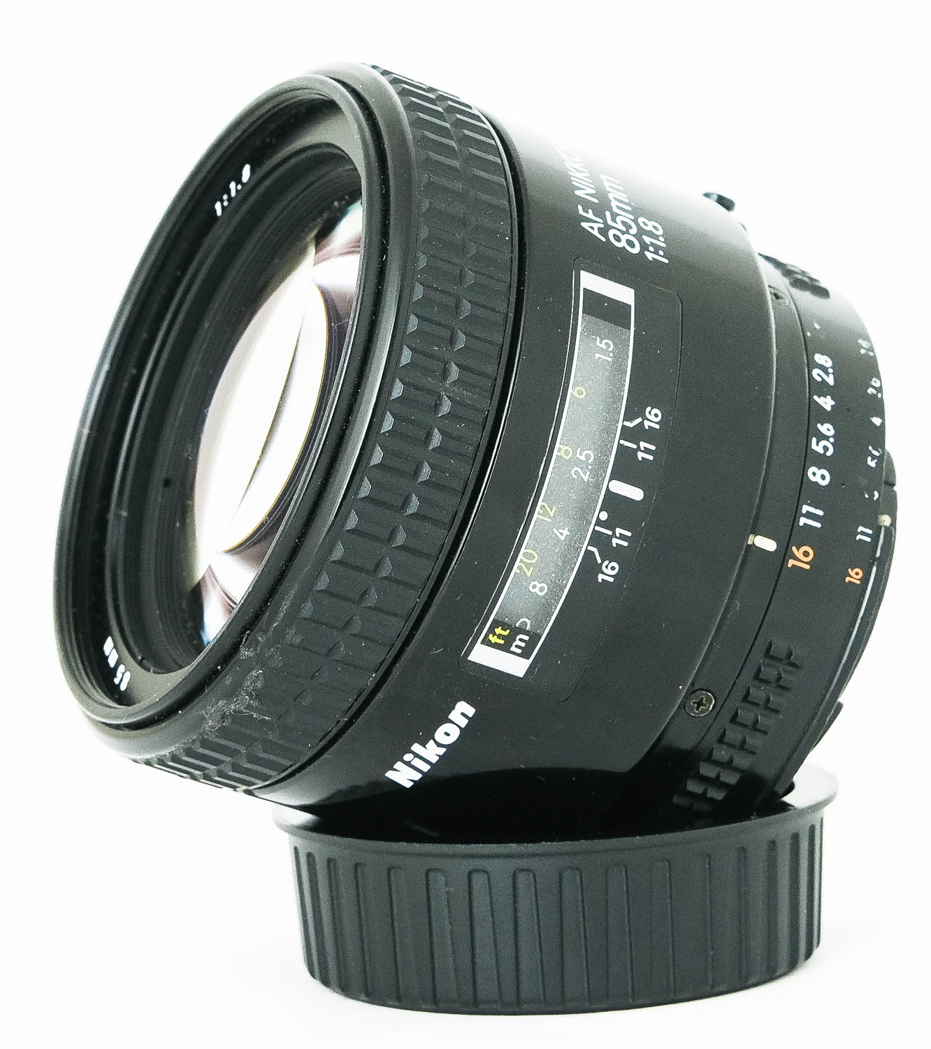 Nikon 85mm f1.8 AF Nikkor The Classic Camera