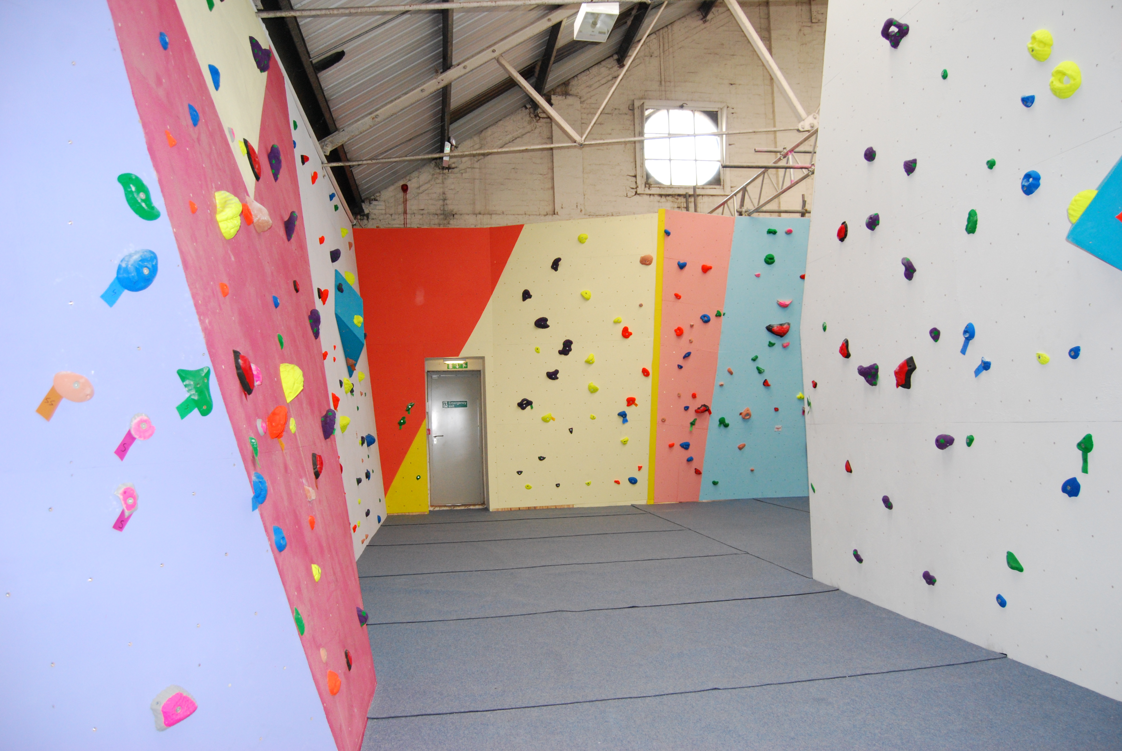 Bouldering Slab Street The Climbing Station