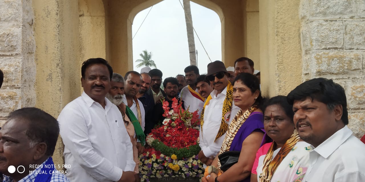 Despite Govt’s Refusal To Celebrate Tipu Jayanti, Thousands In