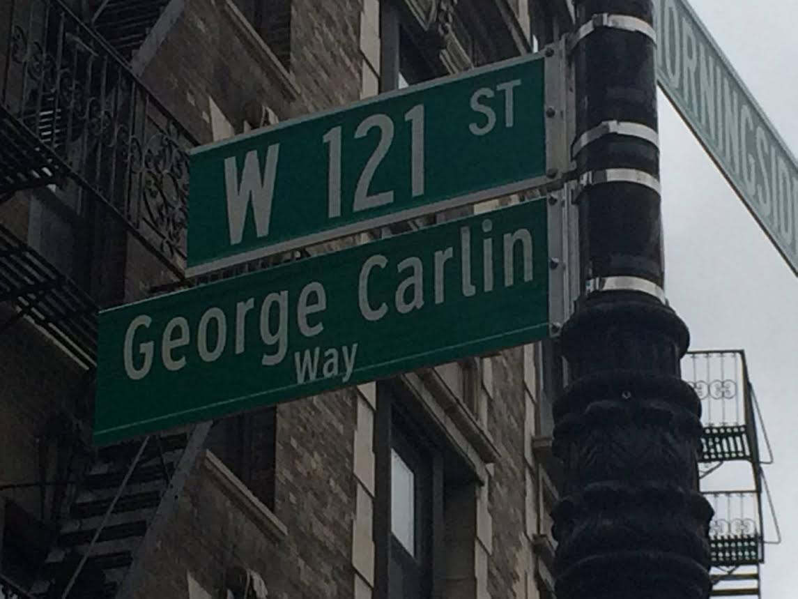 New York’s comedy community turns out to dedicate Carlin Way on