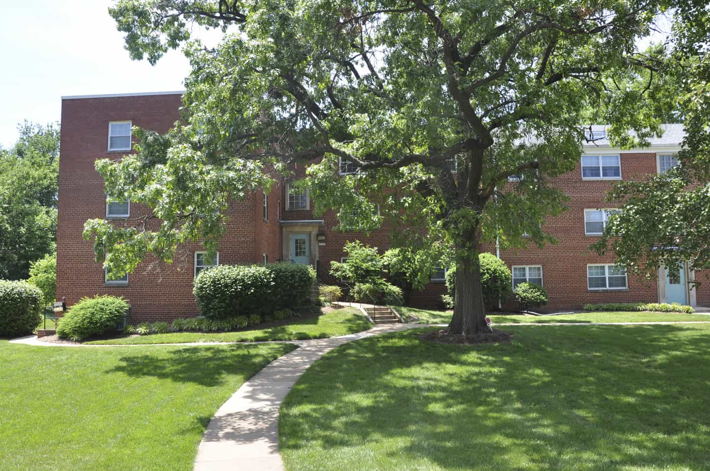 Arlington Village TheCondoHub Washington DC Metro area 1 condo site