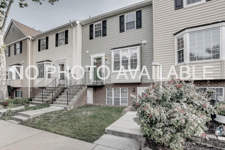 Tiers Of Laurel Lake TheCondoHub Washington DC Metro area 1 condo site