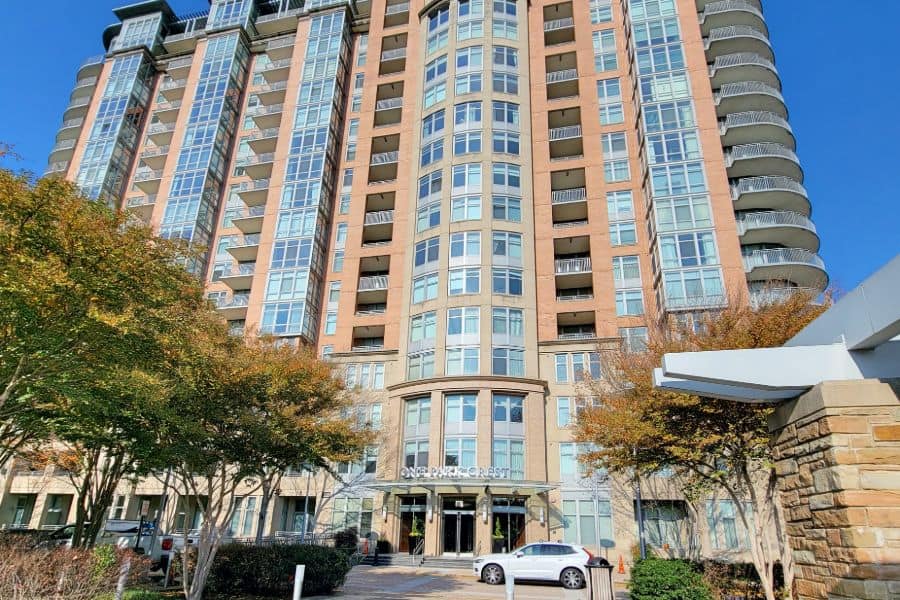 One Park Crest TheCondoHub Washington DC Metro area 1 condo site