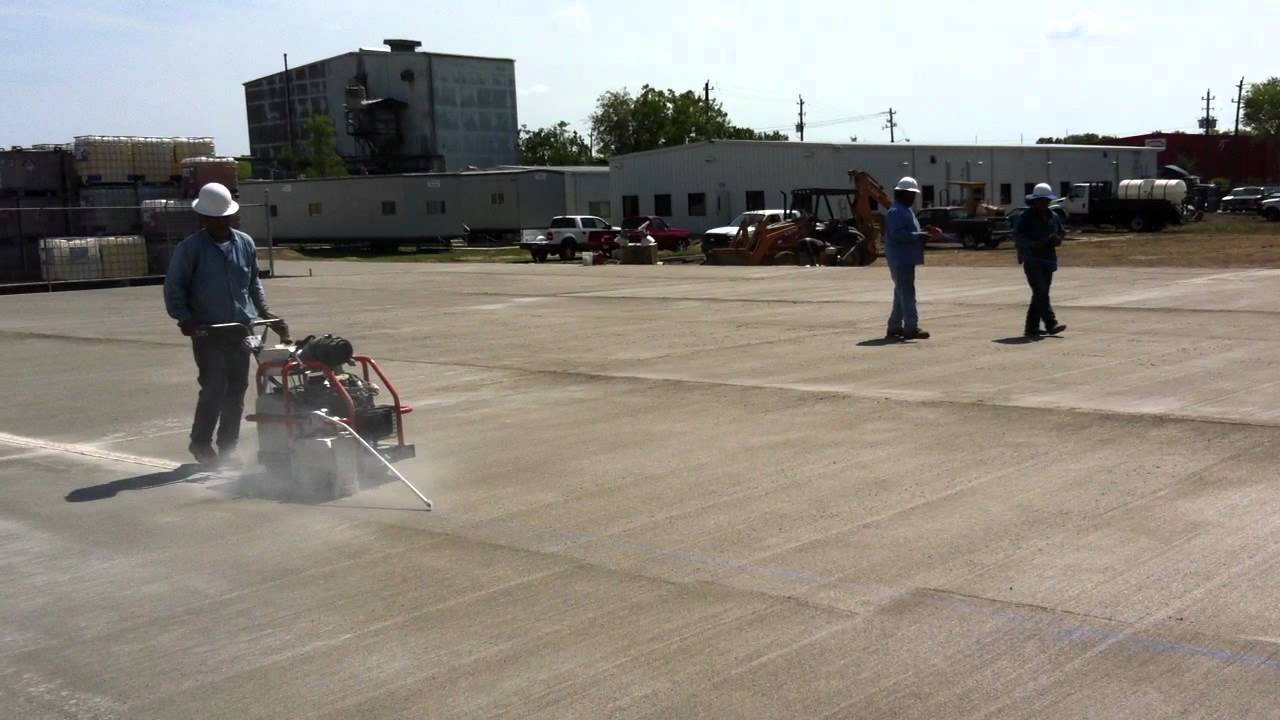 How to Cut Control Joints in Concrete Slab?