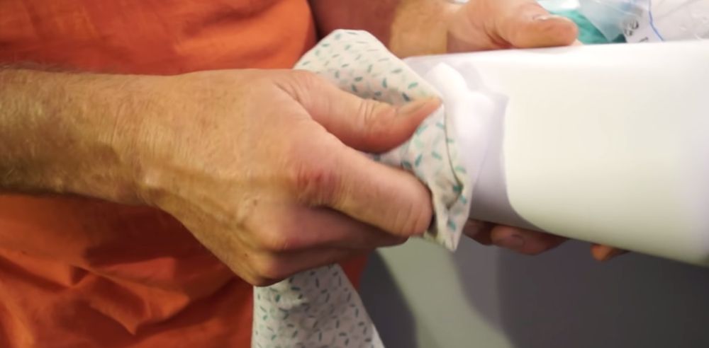 How To Get a Dent Out of a Hydro Flask (Or Any Other Vacuum Insulated