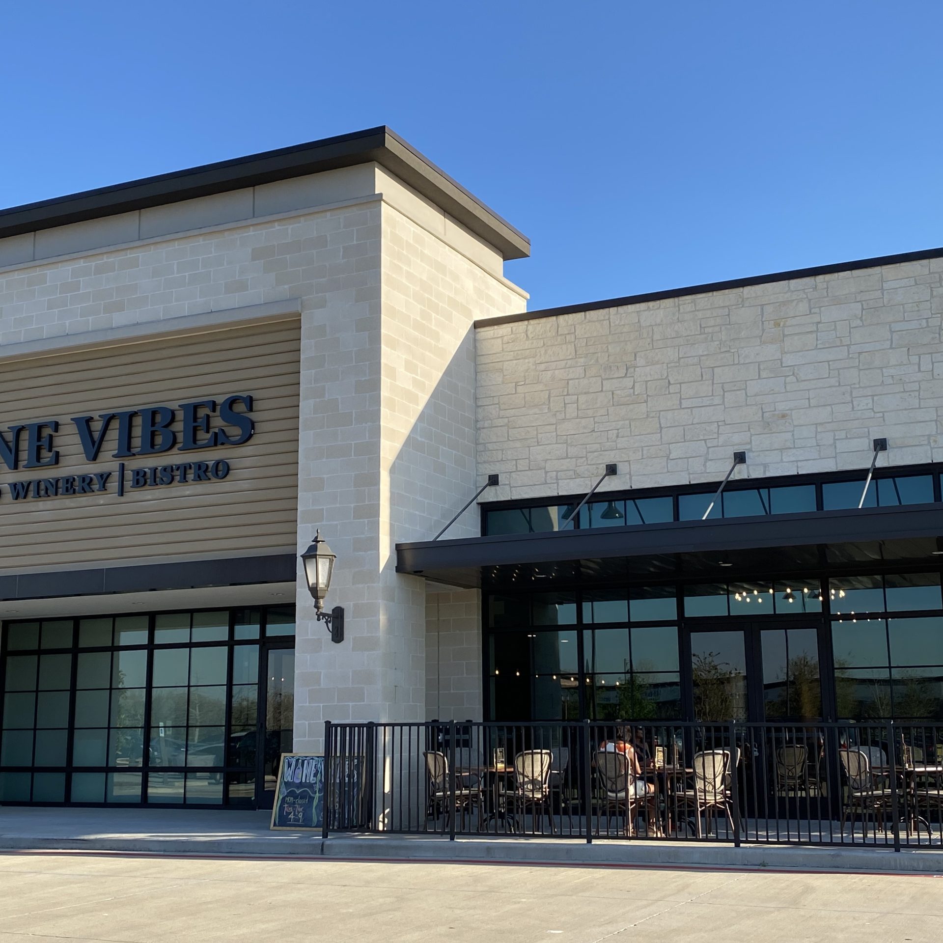 An In Depth Look at Greater Houston’s Wine Vibes Micro Winery The Corkscrew Concierge™