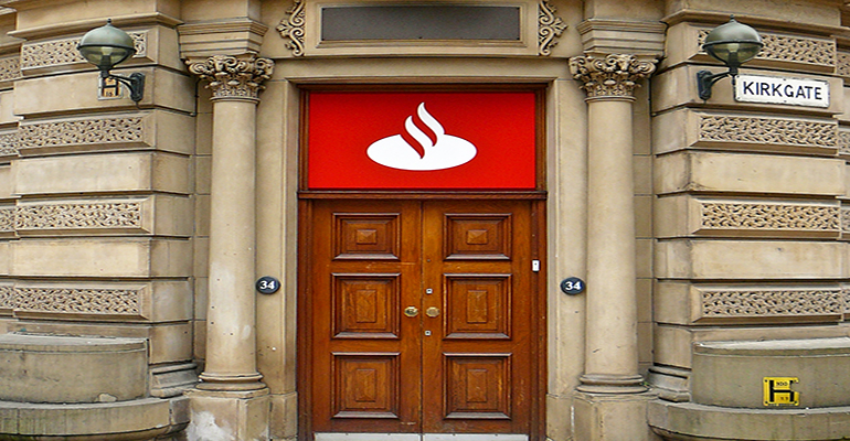 Santander, the first European bank that will not redeem its issue of CoCos