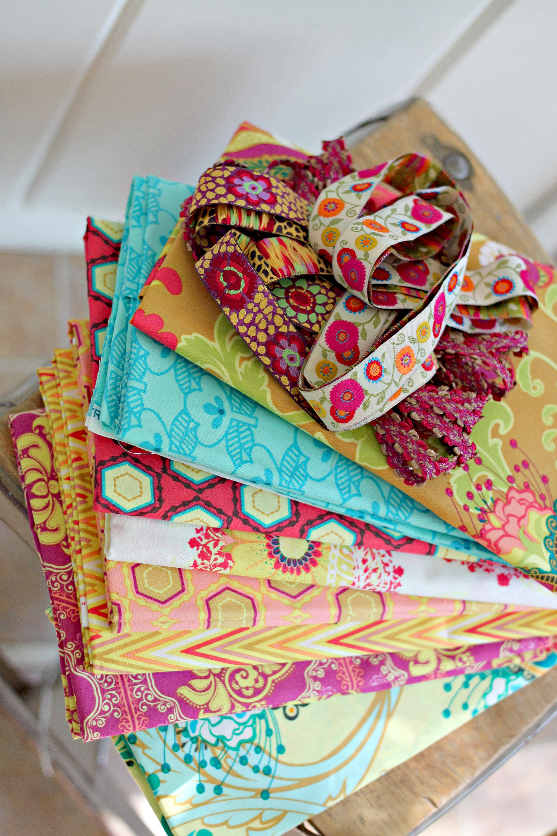 Fabric Destash Sale and Giveaway Winner The Cottage Mama