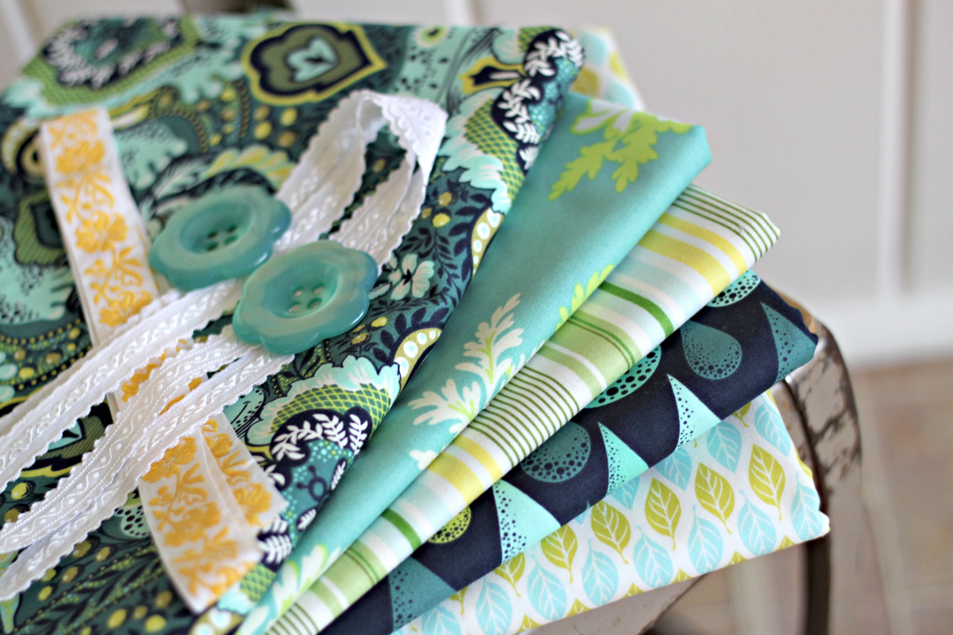 Fabric Destash Sale from The Cottage Mama. The