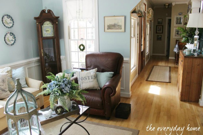 Living-Room-Clock