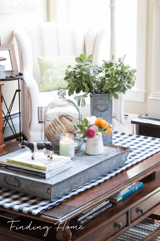 Buffalo-Plaid-Table-Runner-Coffee-Table
