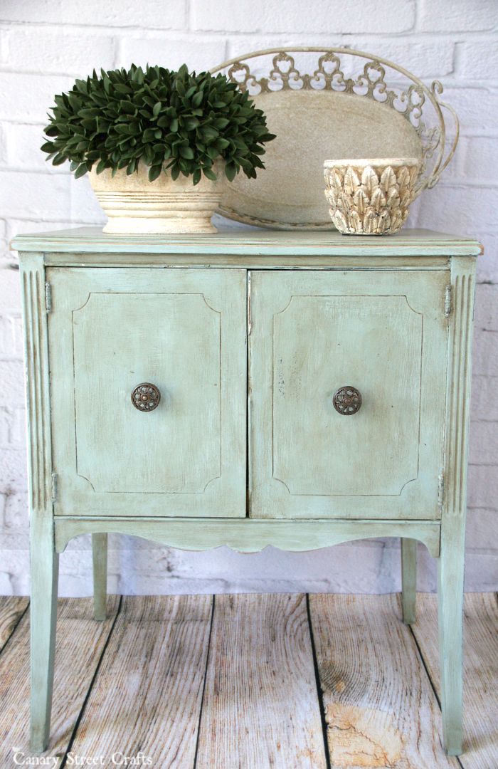 duck-egg-blue-table
