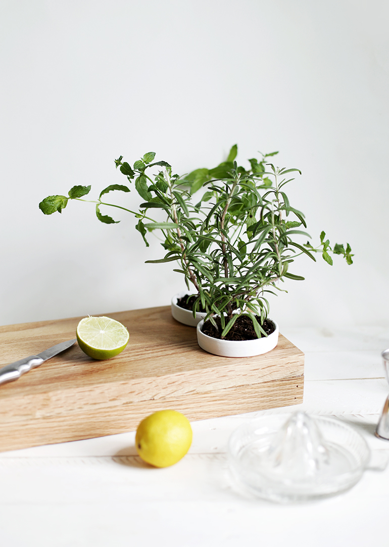 Gift Giving is a Breeze with these 65+ Handmade Gifts Family and Friends Will Want To Get!