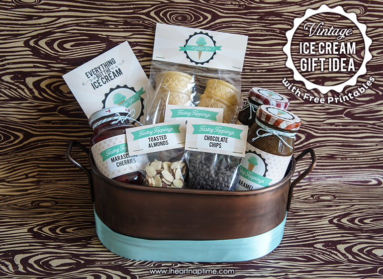Gift Giving is a Breeze with these 65+ Handmade Gifts Family and Friends Will Want To Get!