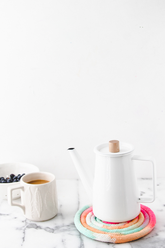 Gift Giving is a Breeze with these 65+ Handmade Gifts Family and Friends Will Want To Get!