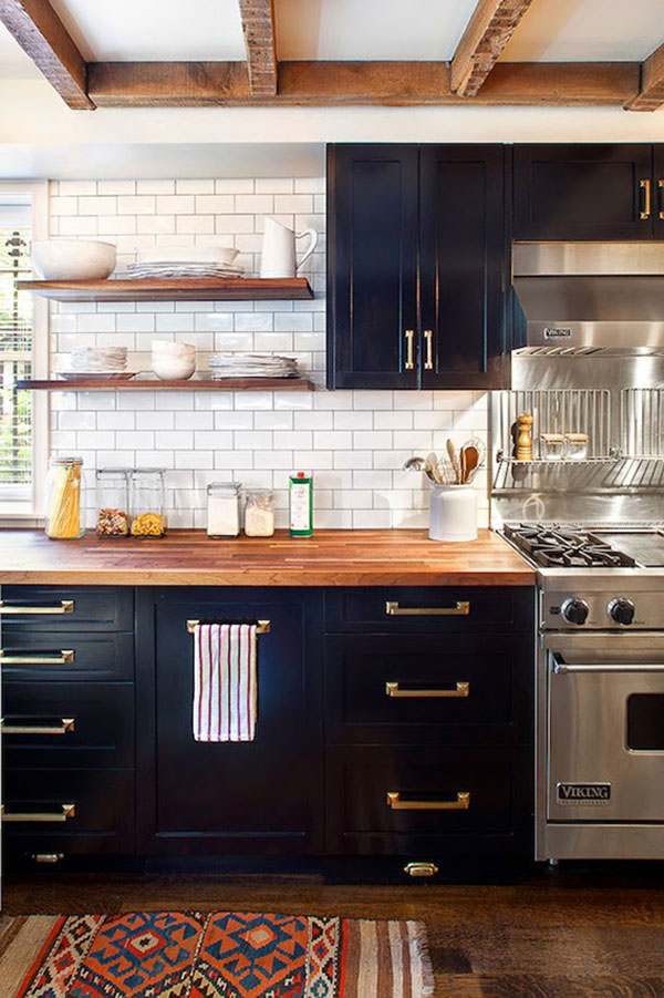BlackKitchen7