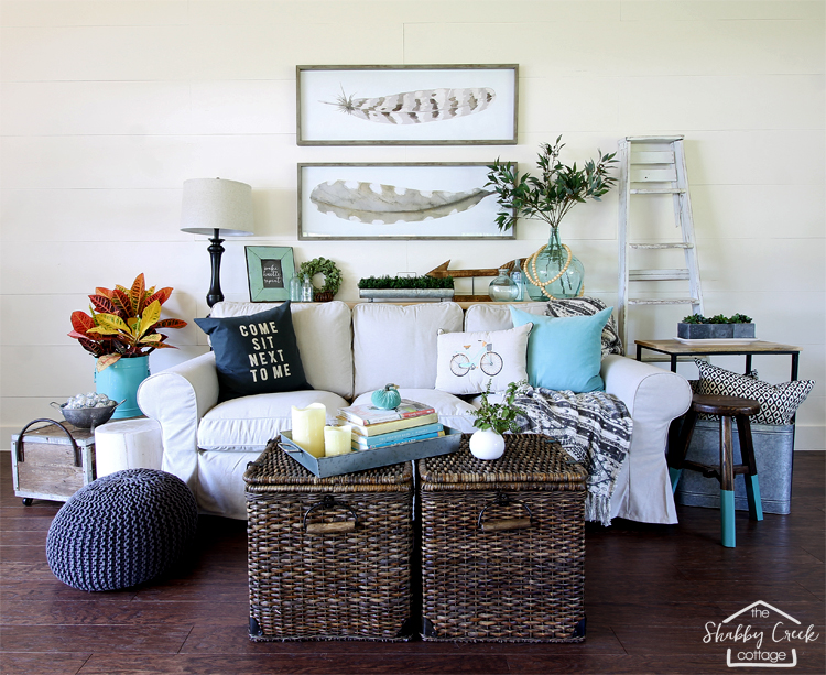 Farmhouse Tour with The Shabby Creek Cottage - The Cottage Market