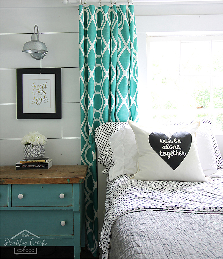 Farmhouse Tour with The Shabby Creek Cottage - The Cottage Market