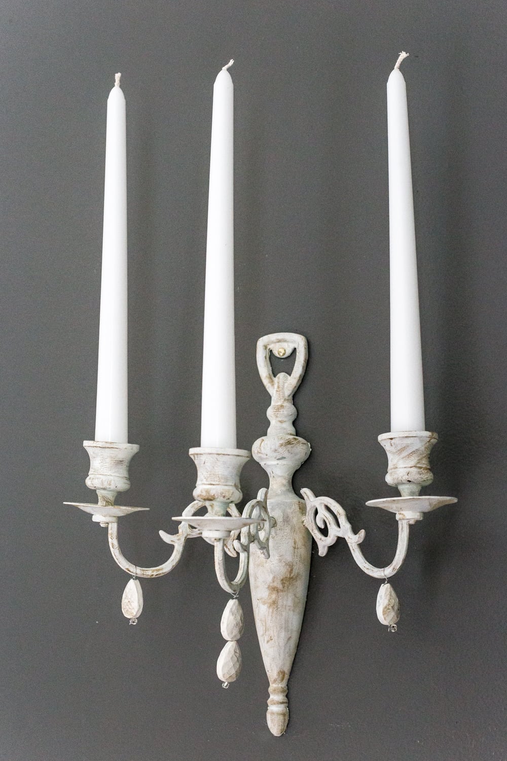 This vintage candle sconce is a stunning accessory - check out how this DIYer made it even better