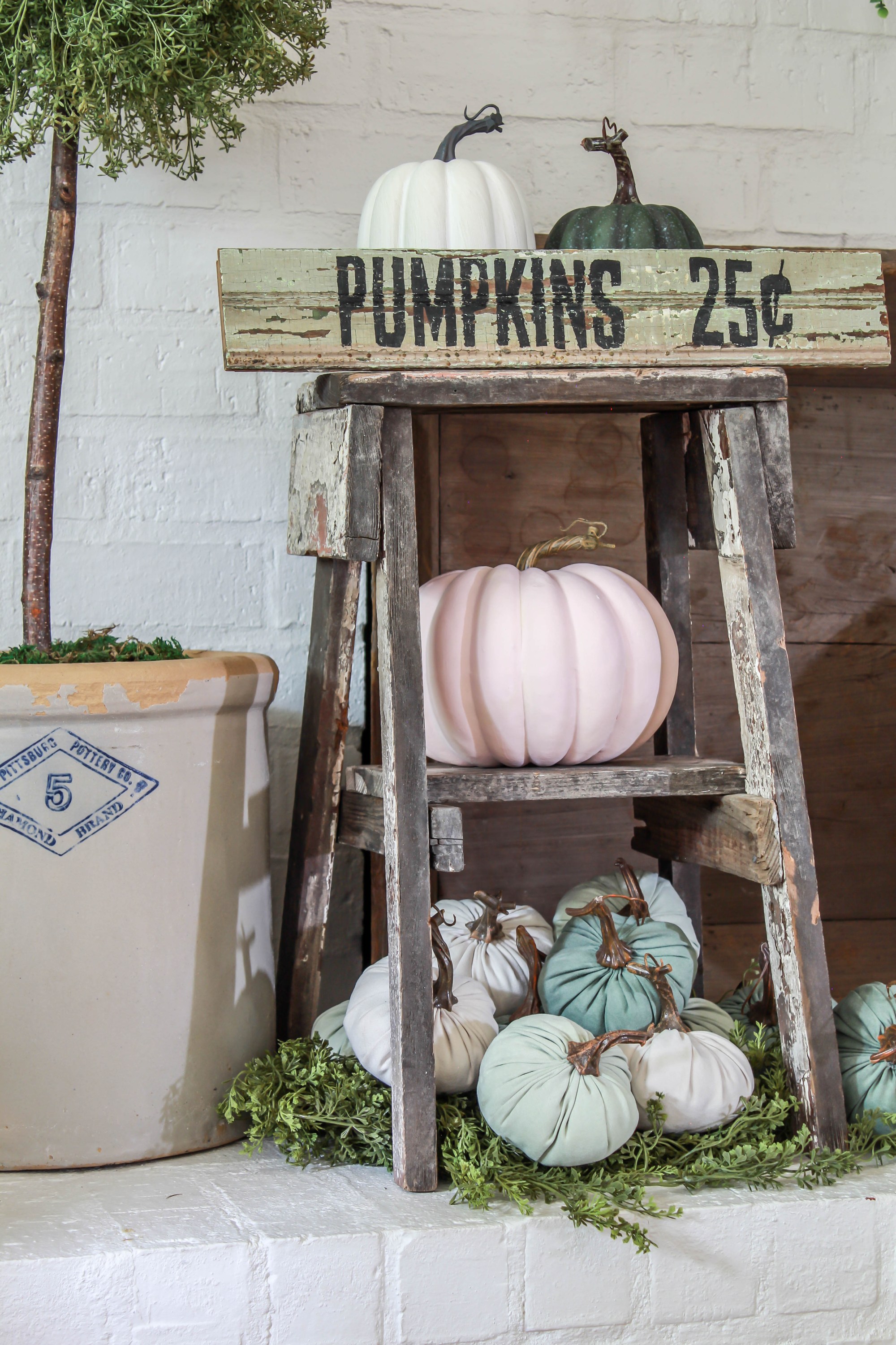 Come and visit us and check out these New and Fabulous Farmhouse Home Decor & DIYS! Tons of Fall Goodness and Farmhouse Home Decor & DIYS Fun! Enjoy!
