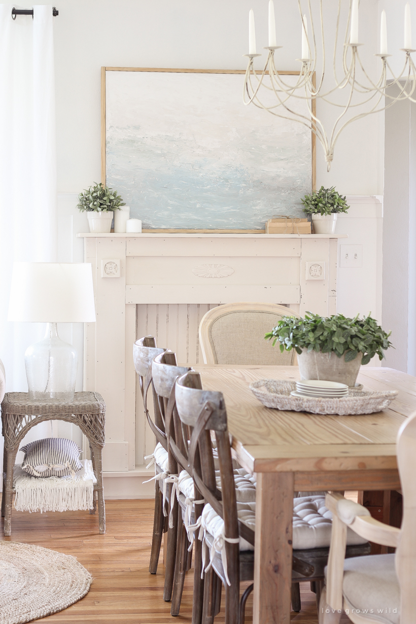 Come and join us and check out some New and Fantastic Farmhouse Decor DIYS and Ideas today! If you adore the Farmhouse Style...prepare to fall in love!