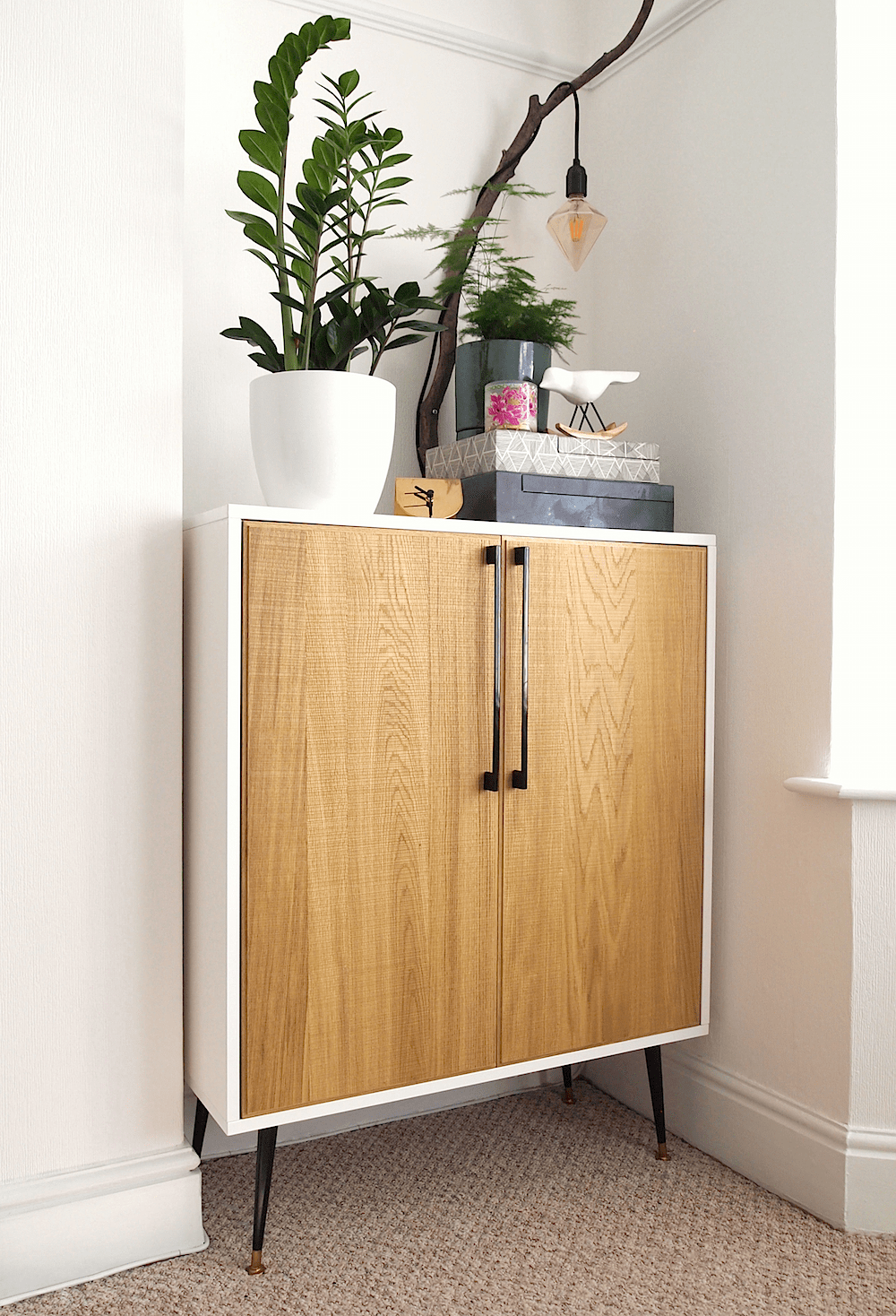 It's time for a brand new Collection of IKEA Hacks With a High End Look! You won't believe how incredibly expensive these IKEA Hacks look!