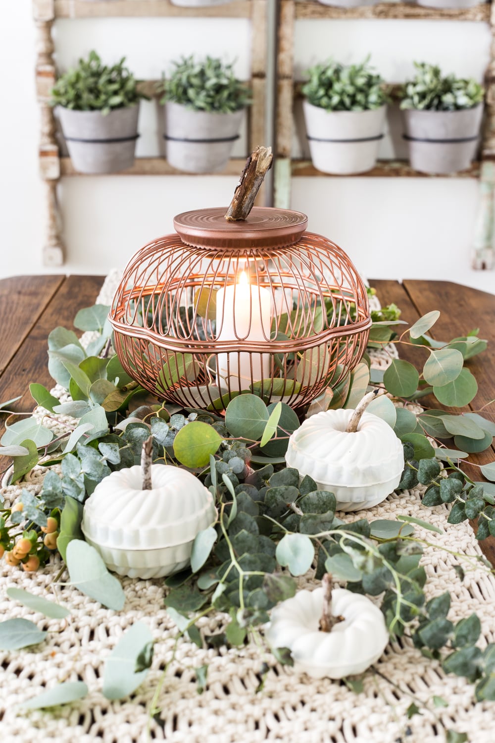 Come on in and enjoy some of these Stunning and Sensational Farmhouse Thrift Store Makeovers! It's amazing what can be done with a Thrifted piece!