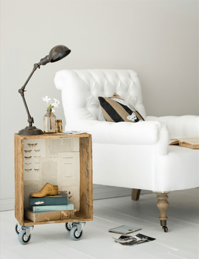 Inspirational Farmhouse Upcycled Drawer Ideas & DIYS is what it is all about here! From Trays to Tables you will see upcycled drawer magic happen!