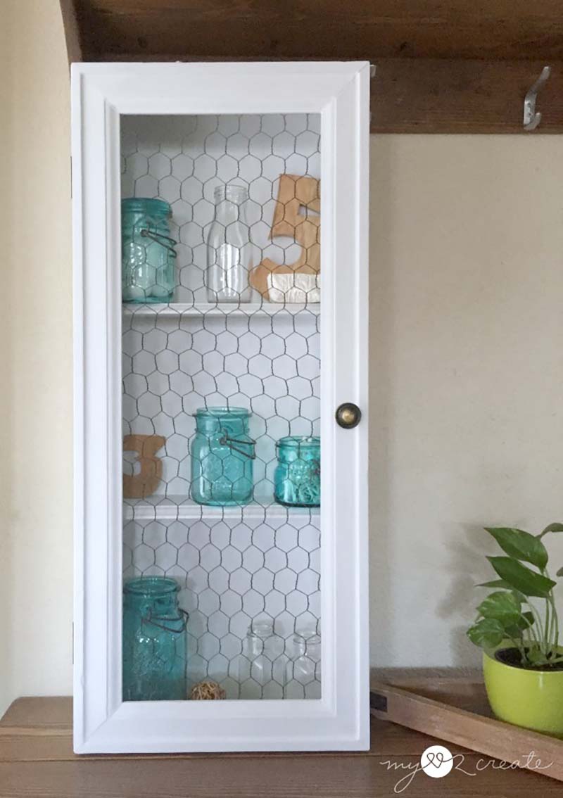 Inspirational Farmhouse Upcycled Drawer Ideas & DIYS is what it is all about here! From Trays to Tables you will see upcycled drawer magic happen!