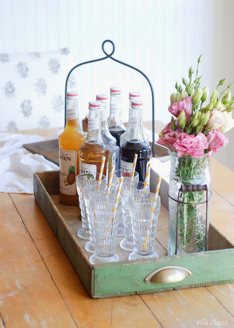 Inspirational Farmhouse Upcycled Drawer Ideas & DIYS is what it is all about here! From Trays to Tables you will see upcycled drawer magic happen!