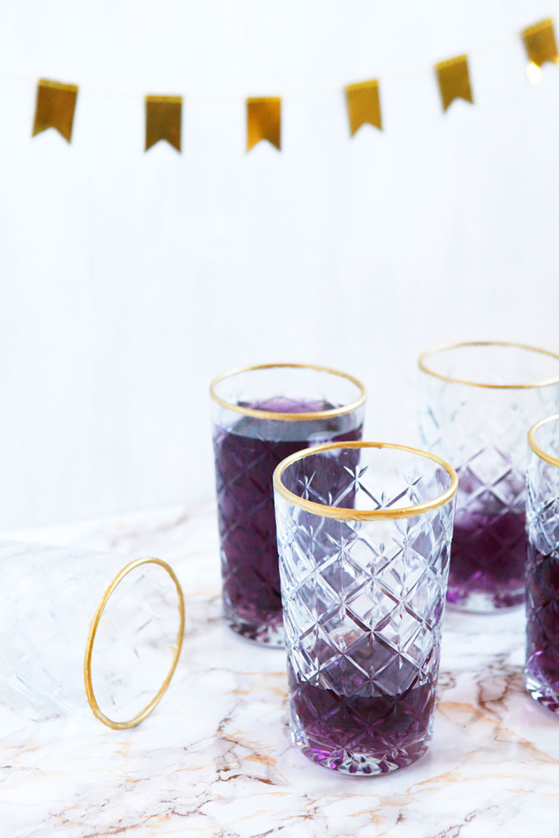 The Ultimate IKEA Hack Gift Collection is waiting for you! You will find a whole bunch of fabulous IKEA Hacks that make the perfect gift! Budget Friendsly!