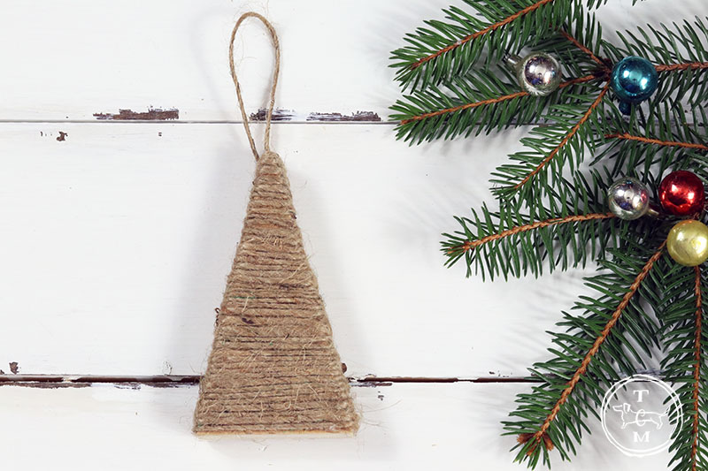 Quick and Easy DIY Farmhouse Christmas Ornaments that are just waiting for you to make them by the dozens! They have great Fixer Upper Style! Enjoy & Create