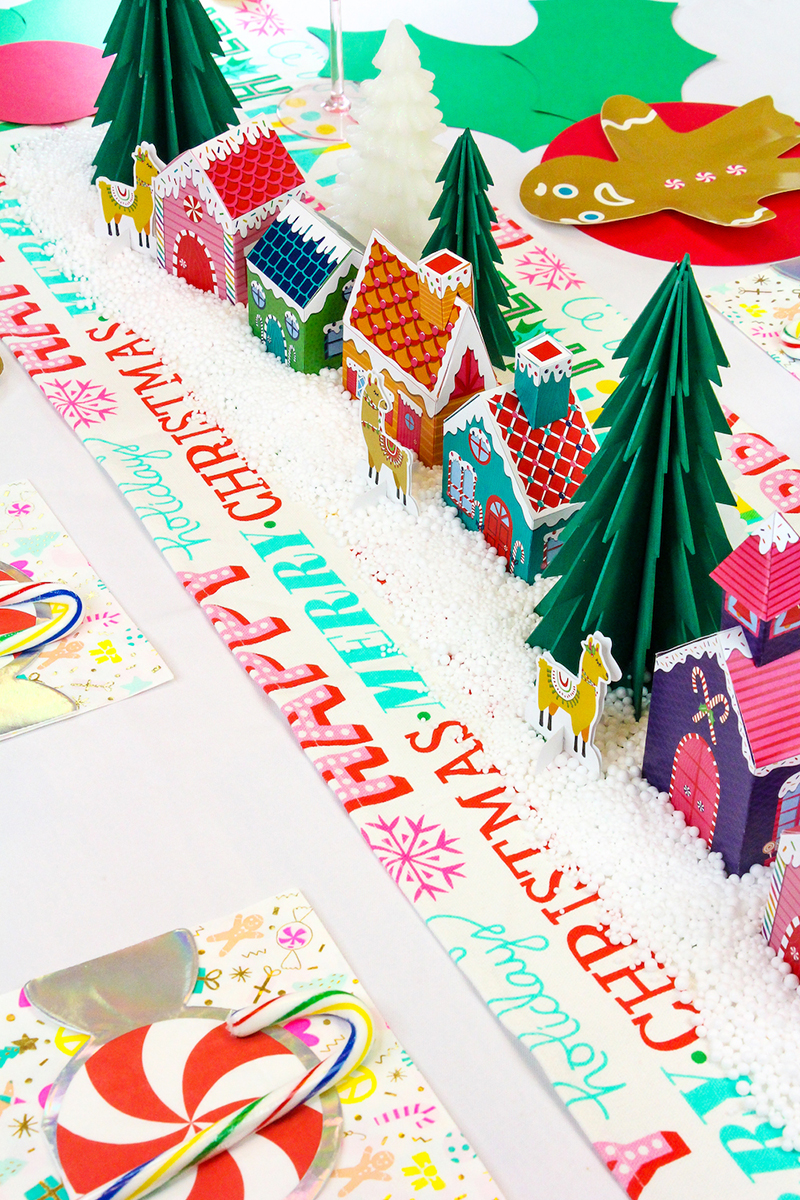 Fresh Last Minute Holiday Crafts to Make This Weekend! We have a whole bunch of new and fabulous Holiday Creations for you to make now or next year! ENJOY!