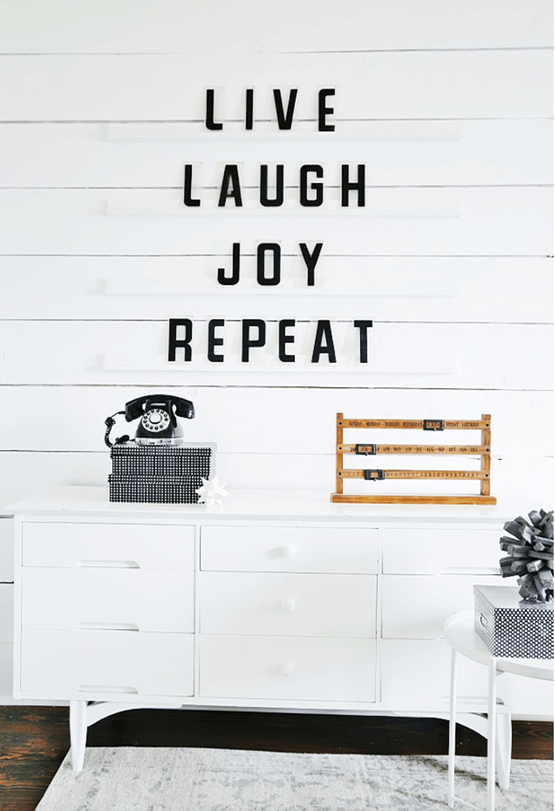 Creative Farmhouse DIYS that Joanna Gaines Would Love! We have a collection of Easy to make ... Stunning... Amazing Furniture and Accessories! DIY Perfection