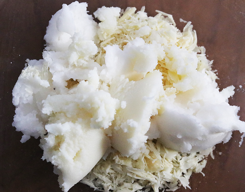 DIY Lip Balm - Using Nothing But Nature is what it is all about today! Time to switch out those chemical heavy lip balms for something way more natural.