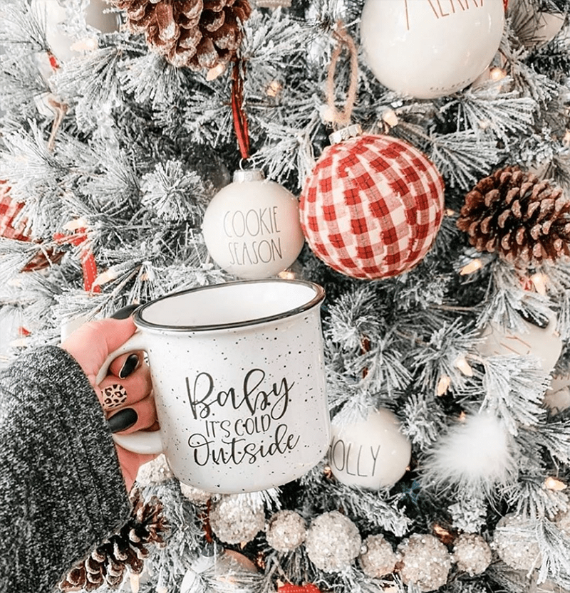 Fabulous and Fresh Farmhouse DIYS and Ideas are waiting to inspire you to create. All the newest happenings in the Farmhouse World all in one place to enjoy!