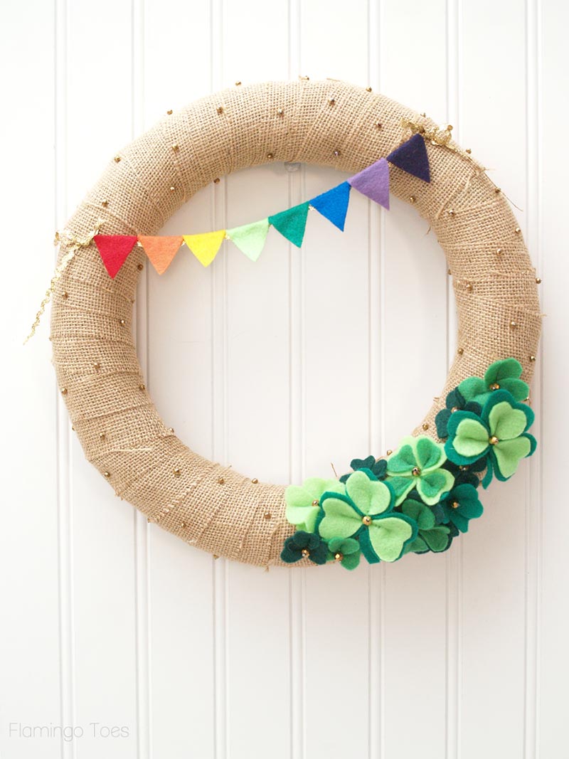 These DIY St. Patrick’s Day Wreaths will Bring Good Luck to All that walk through the door while one of these beauties is greeting them.