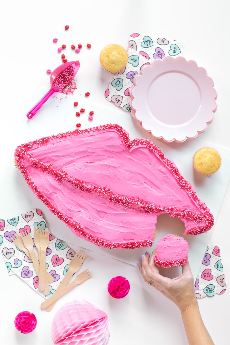 Time for some Fresh and Trendy DIY Crafts To Make This Weekend. So many inspirational Crafts are waiting for you to choose from. One is perfect to make this weekend!