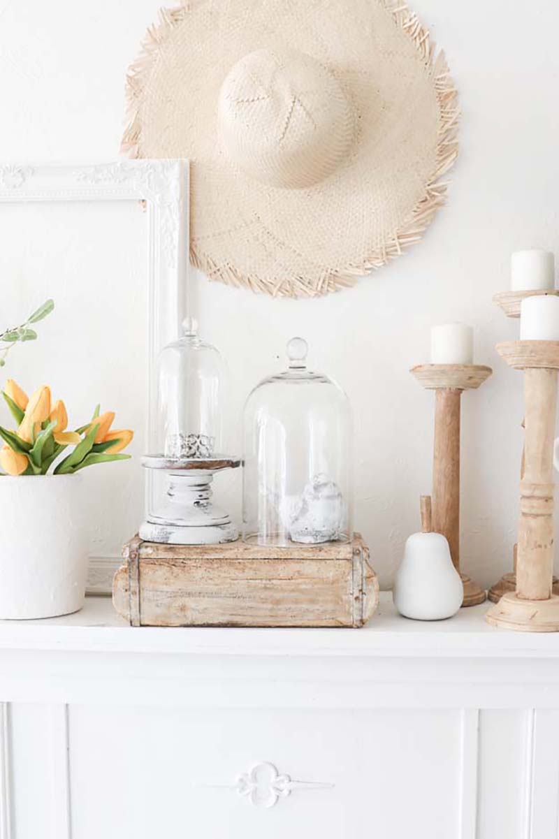 These Simple Fresh Farmhouse Spring Mantel Ideas could be just what you have been looking for. They have a wonderful Modern Farmhouse Vibe I know you will love.
